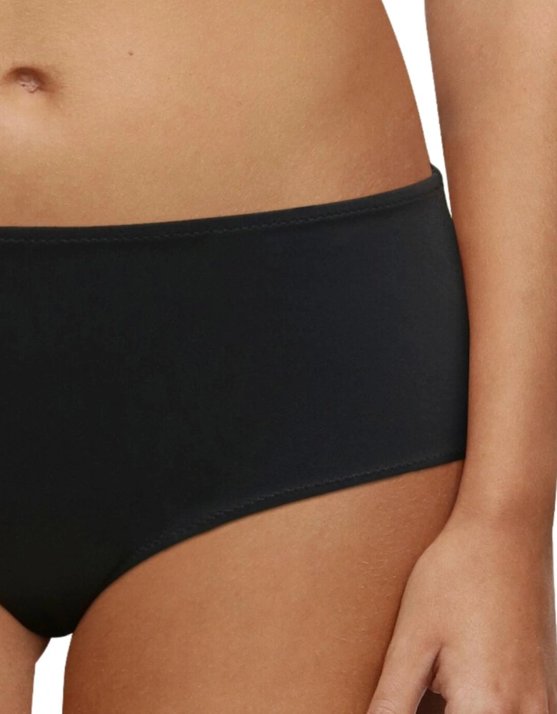 C17P40 Chantelle Life Period Brief Essential Shorty Brief