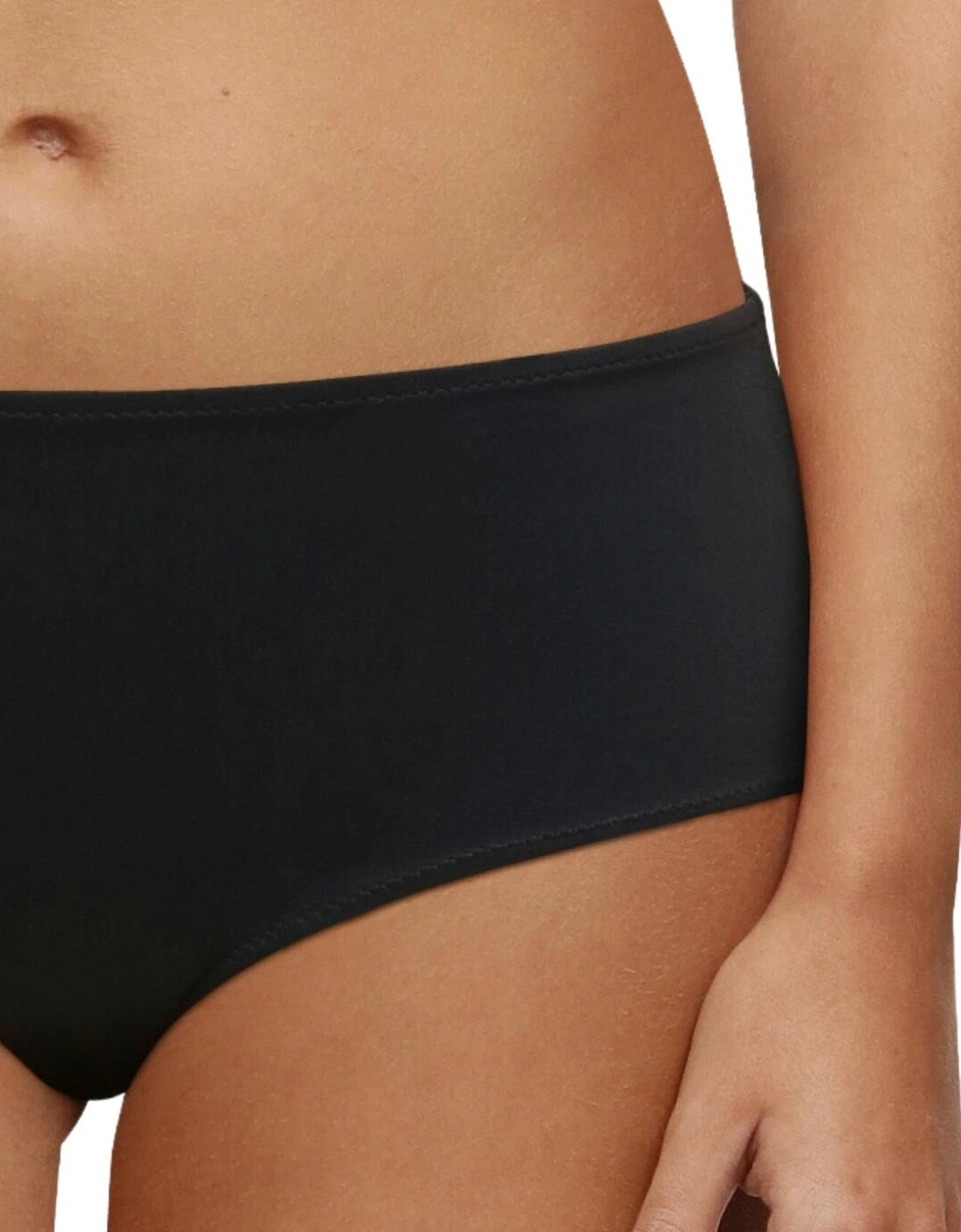 C17P40 Chantelle Life Period Brief Essential Shorty Brief