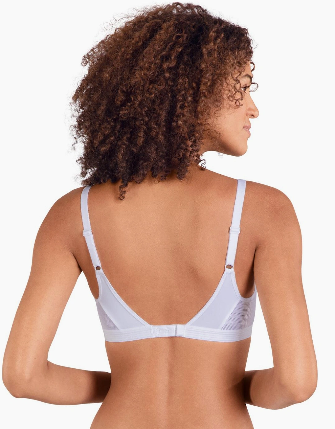 5021 Naturana Everyday Light Support Sports Bra