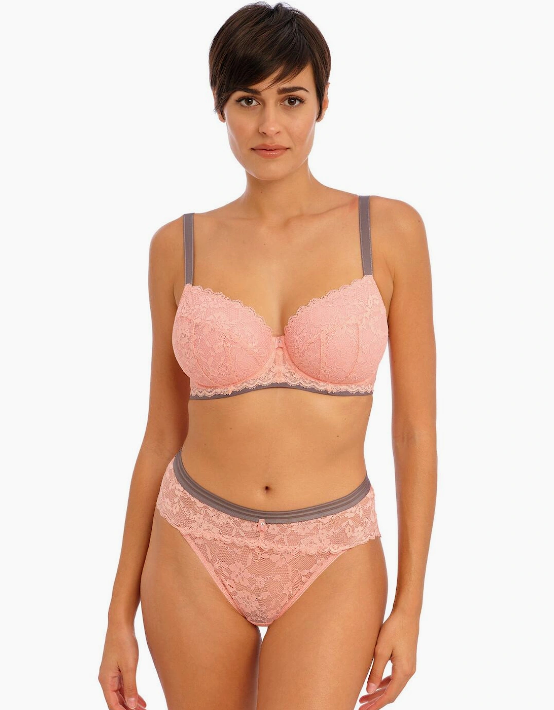 5455 Freya Offbeat Brief