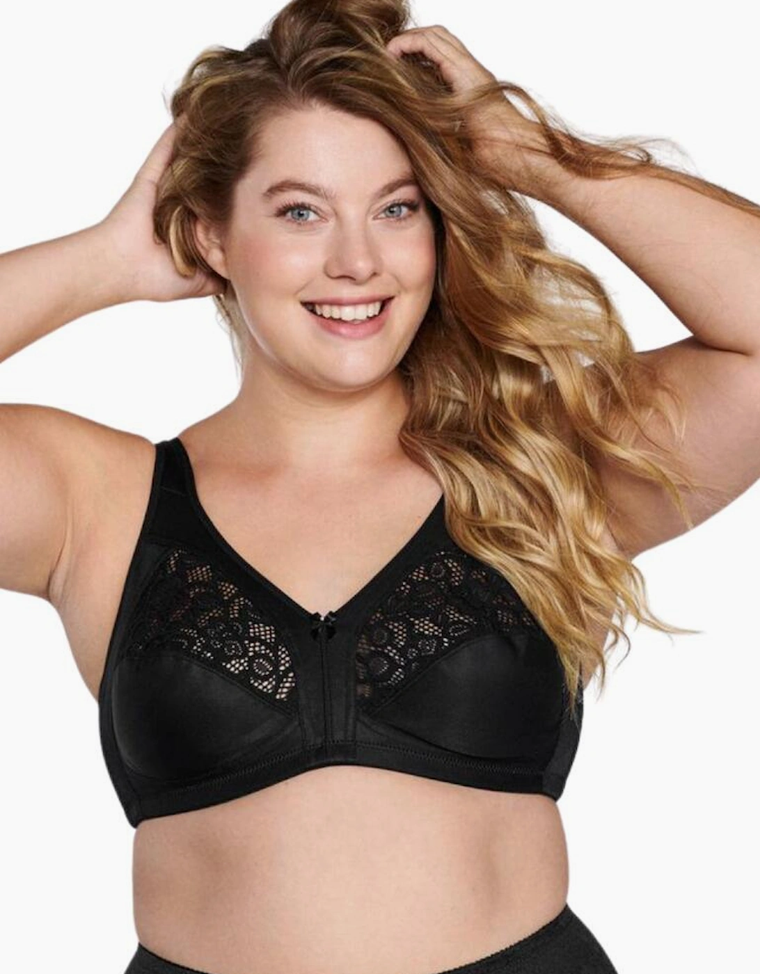 5046 Naturana Functional Soft Cup Bra