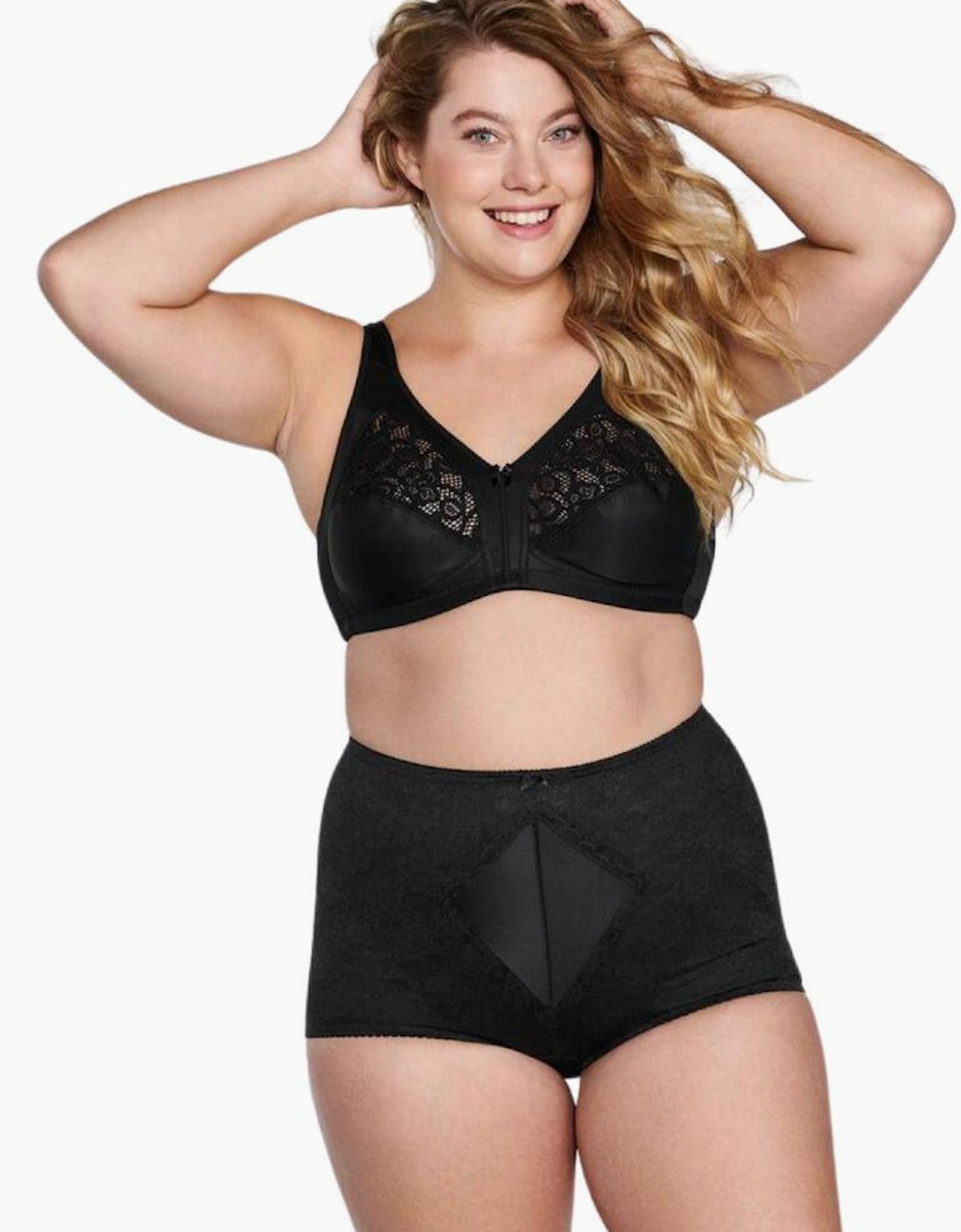 5046 Naturana Functional Soft Cup Bra