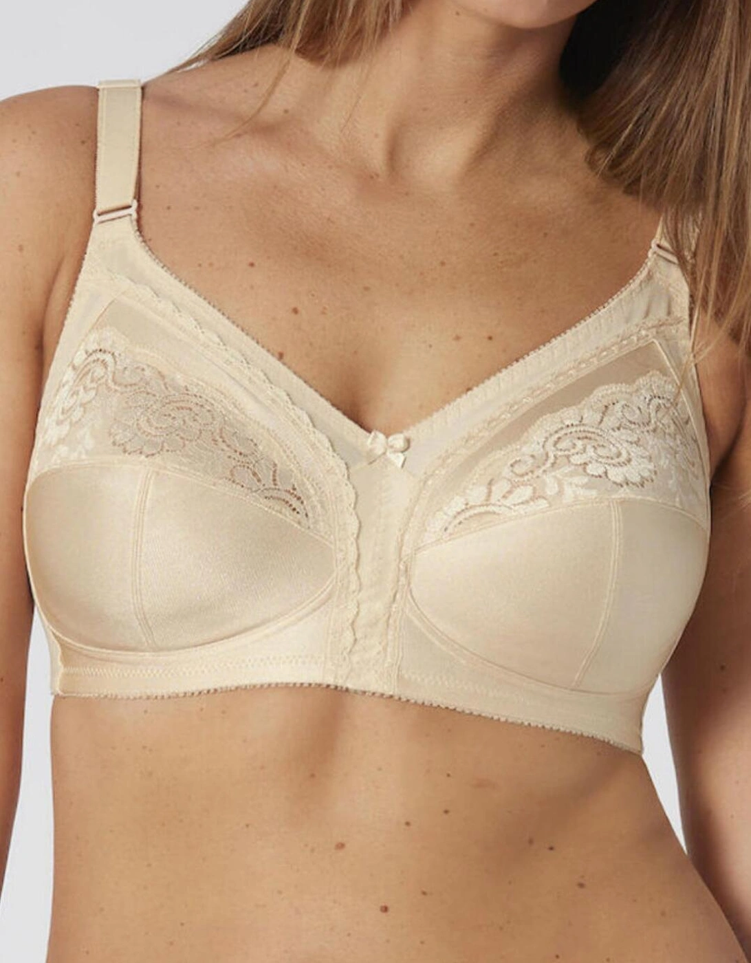 10166799 Triumph Claudette 104 Non Wired Bra