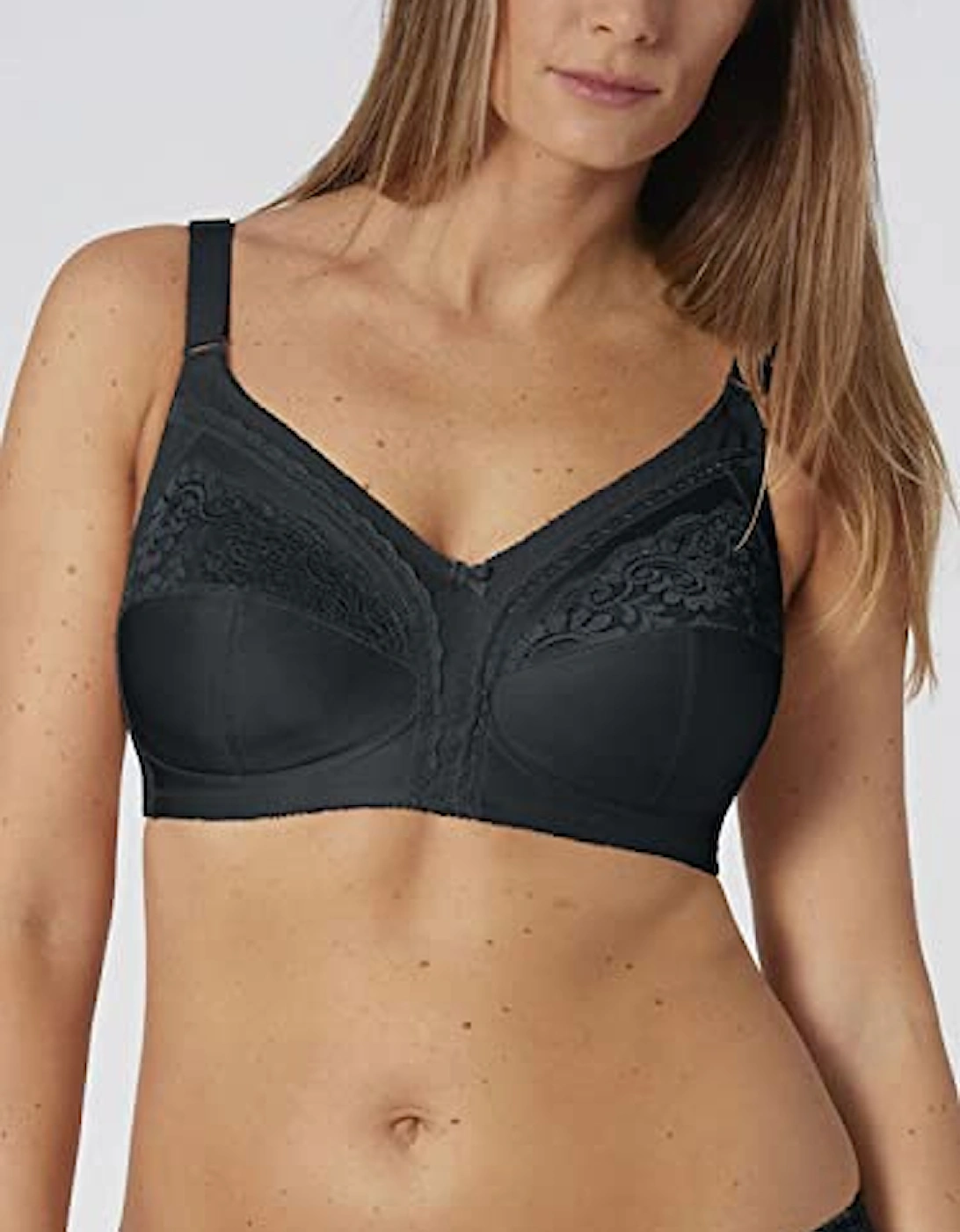 10166799 Triumph Claudette 104 Non Wired Bra