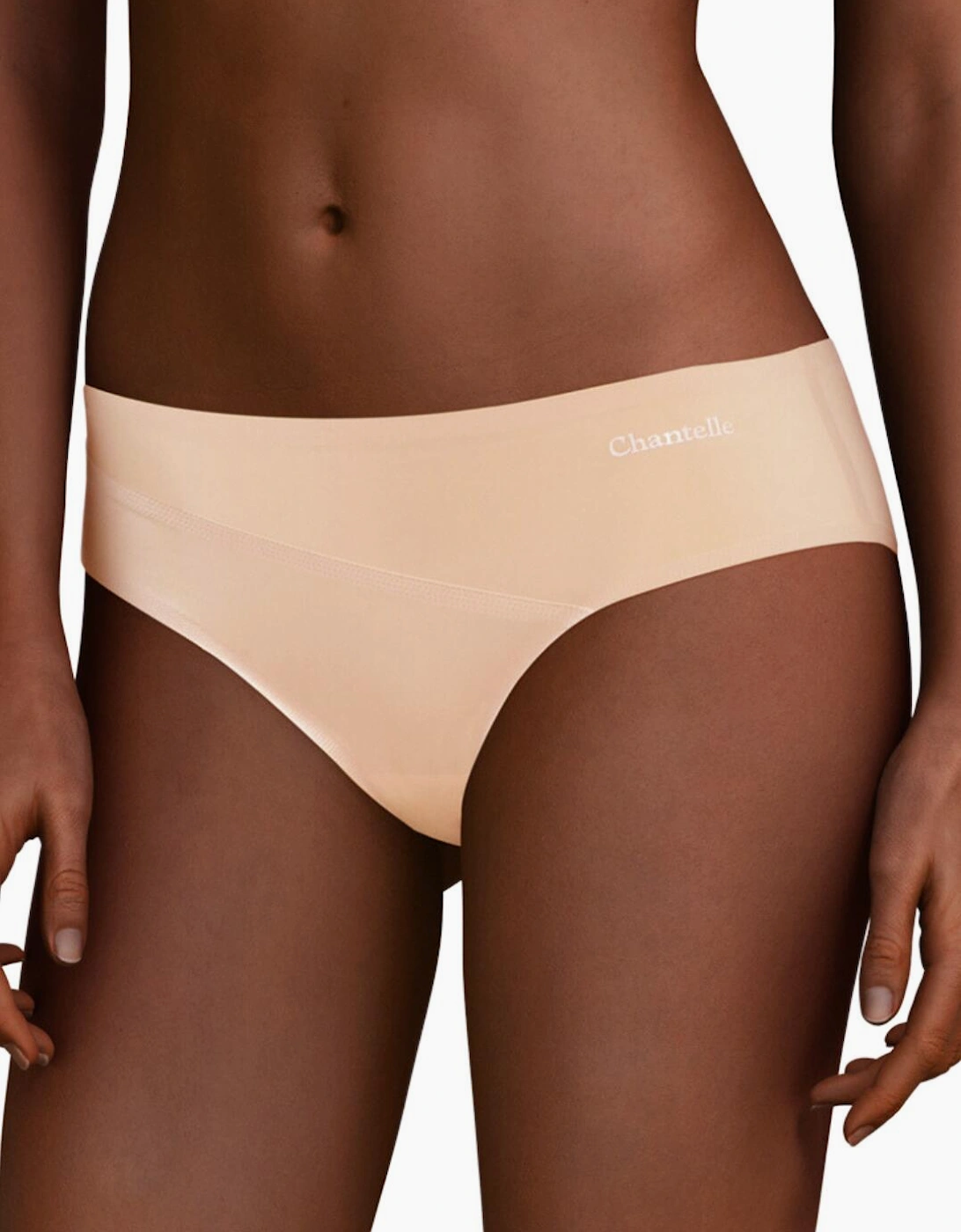 C15G40 Chantelle Essentiall Shorty Brief