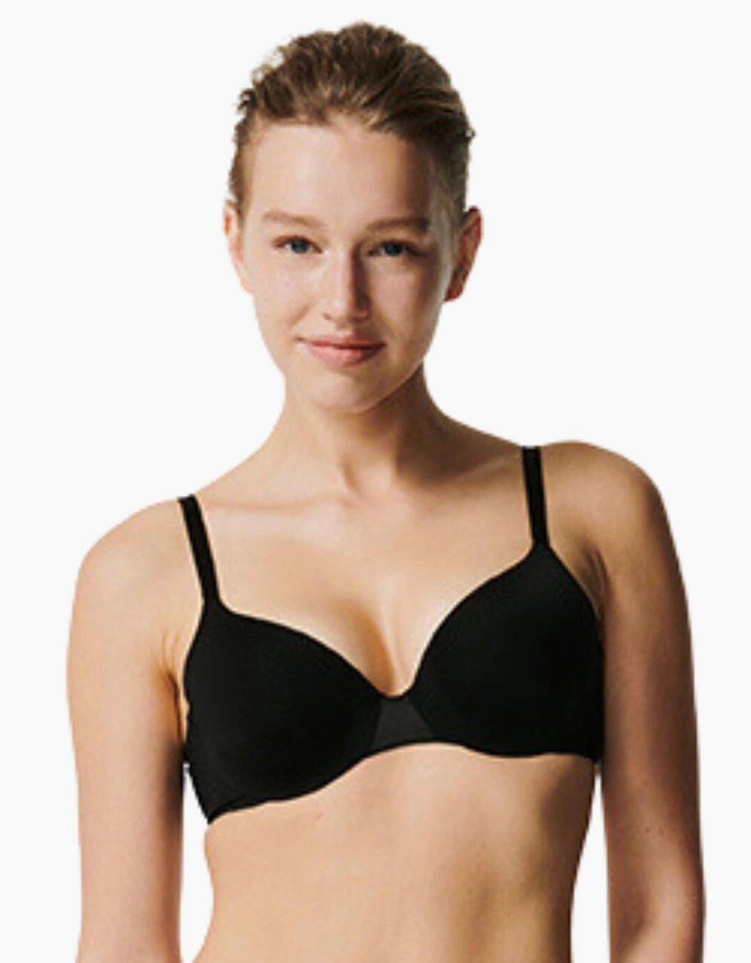 C15G20 Chantelle Essentaill Push Up Bra