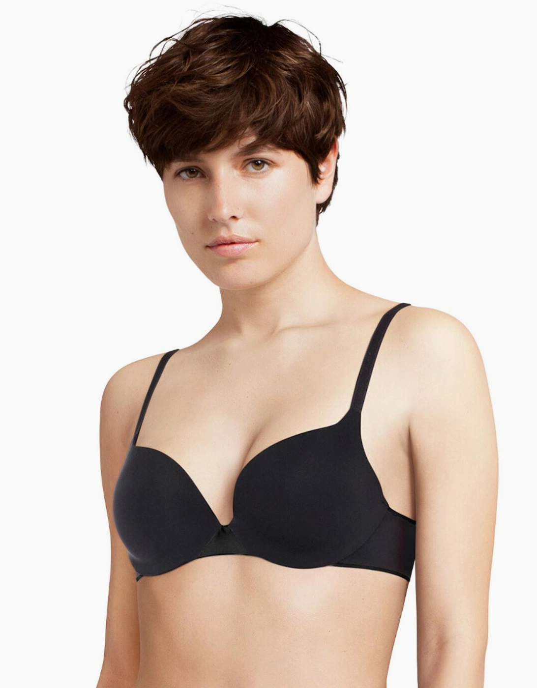 C15G20 Chantelle Essentaill Push Up Bra
