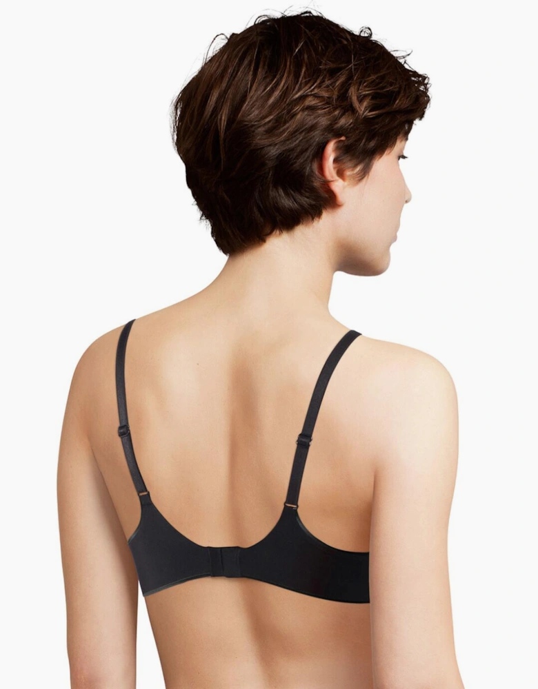 C15G20 Chantelle Essentaill Push Up Bra