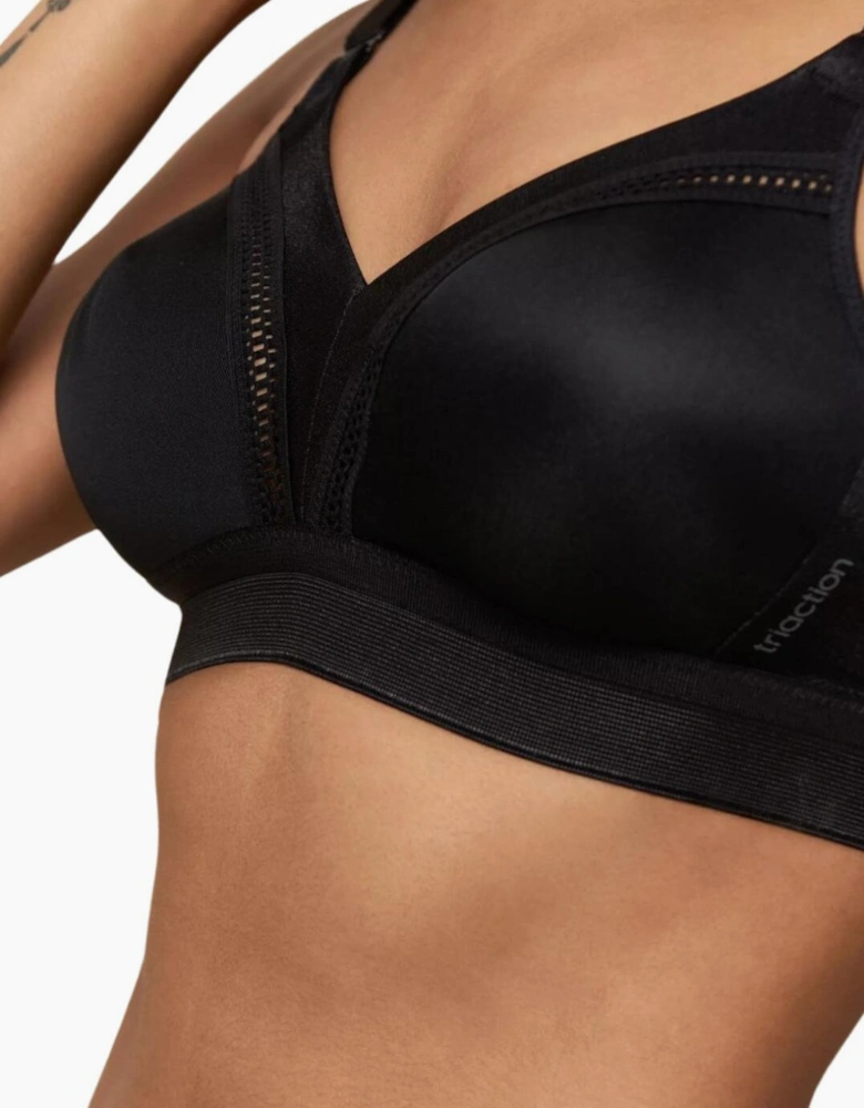 10006486 Triumph Triaction Workout Sports Bra