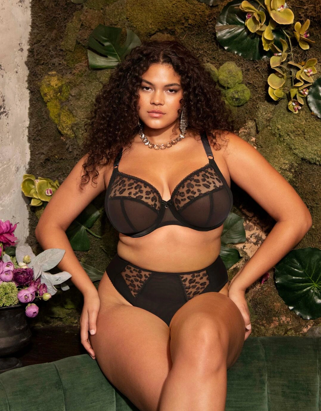 301336 Elomi Namrah Plunge Bra