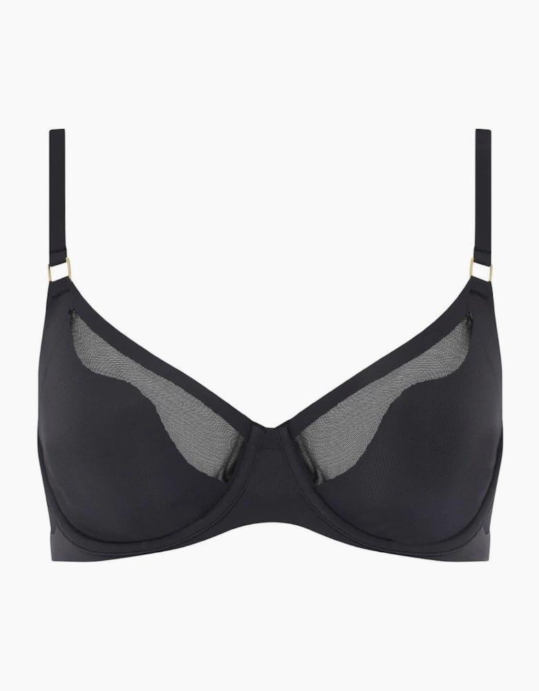 C10M10 Chantelle Pure Light Moulded Bra