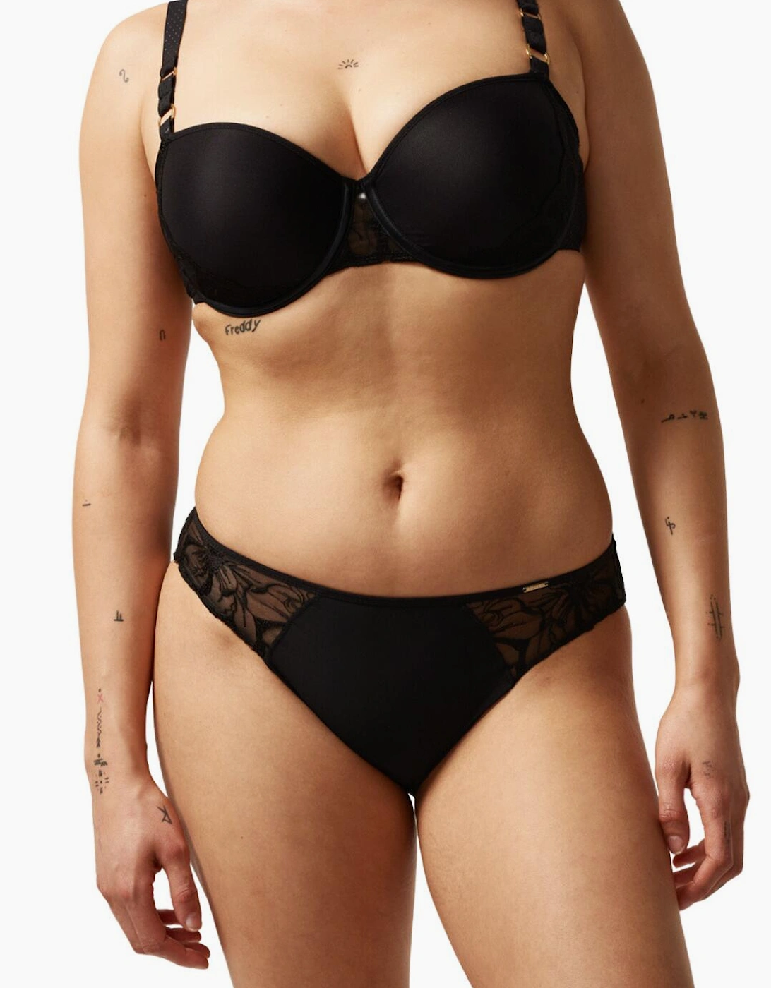 C12M30 Chantelle Fleurs Brazilian Brief