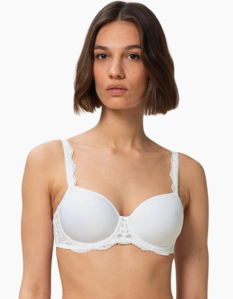 10179990 Triumph Amourette Charm Padded Bra