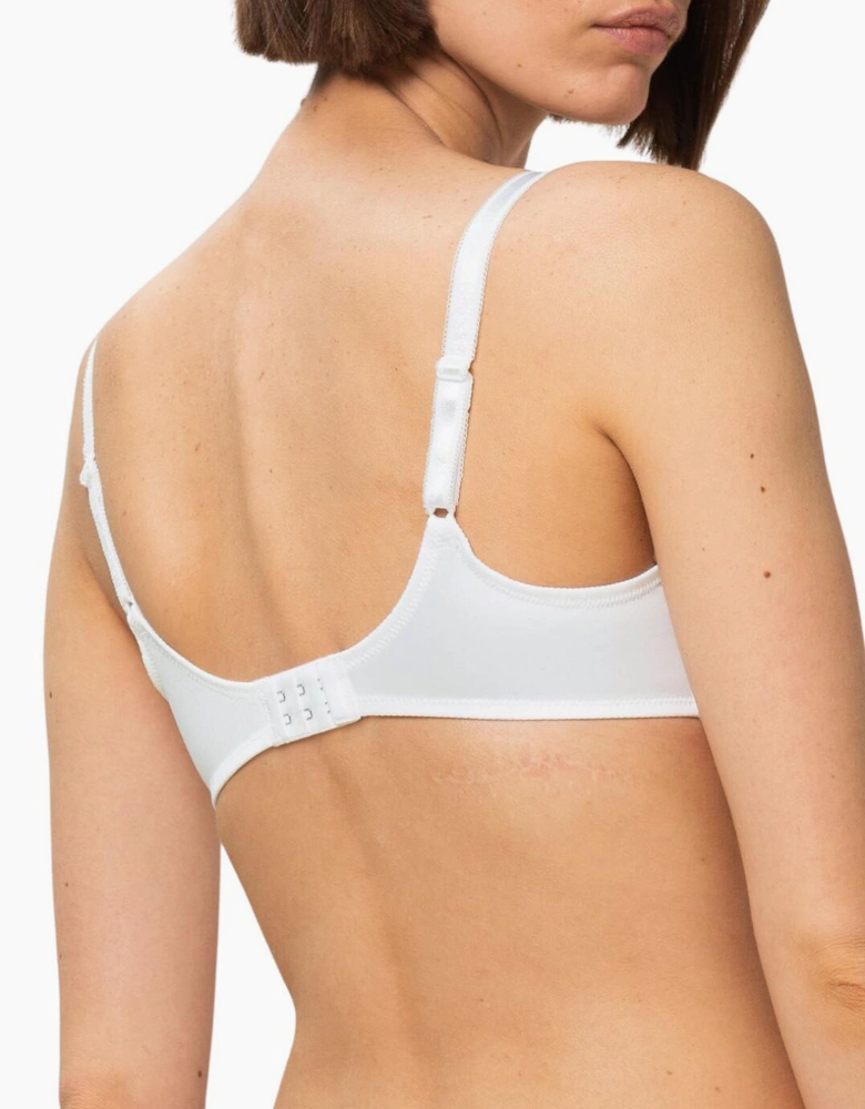 10179990 Triumph Amourette Charm Padded Bra