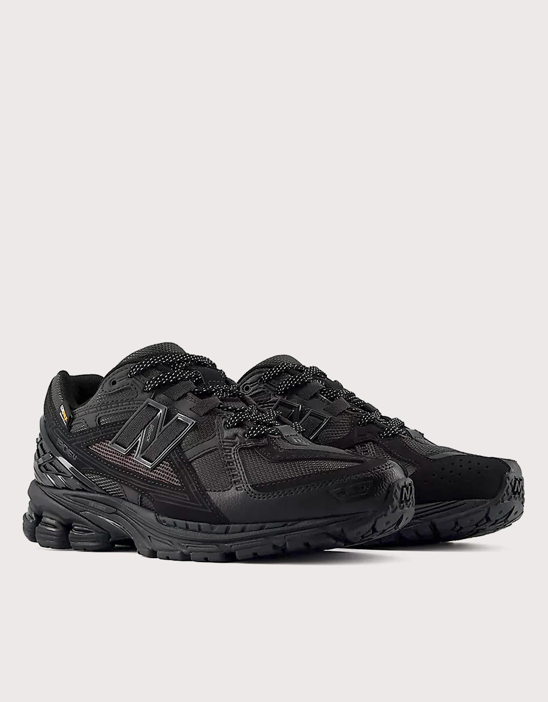 1906N Sneakers