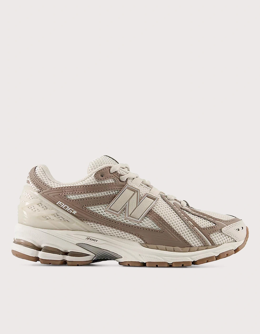 1906R Sneakers