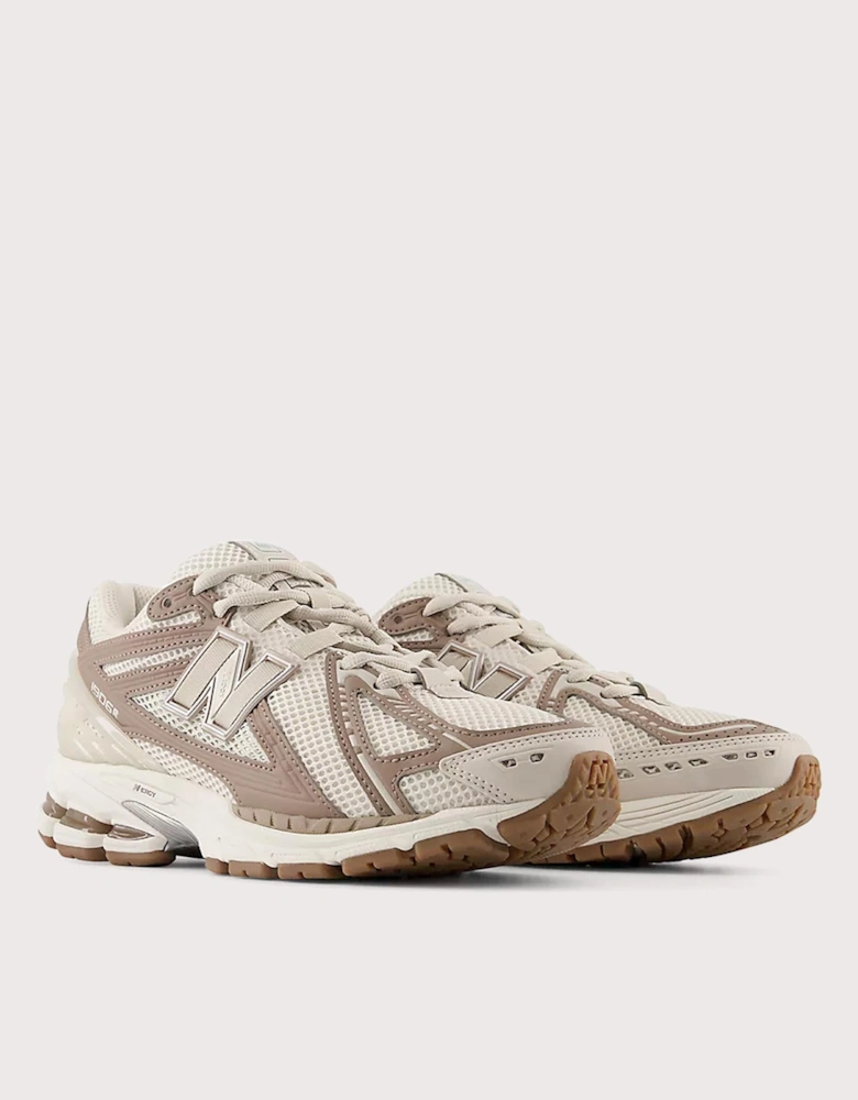 1906R Sneakers