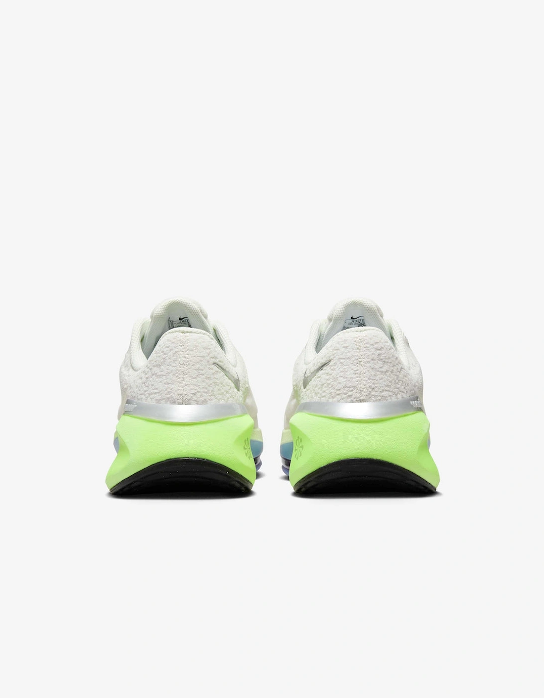 Nike Versair SE Women's Breathable Lightweight White Trainers