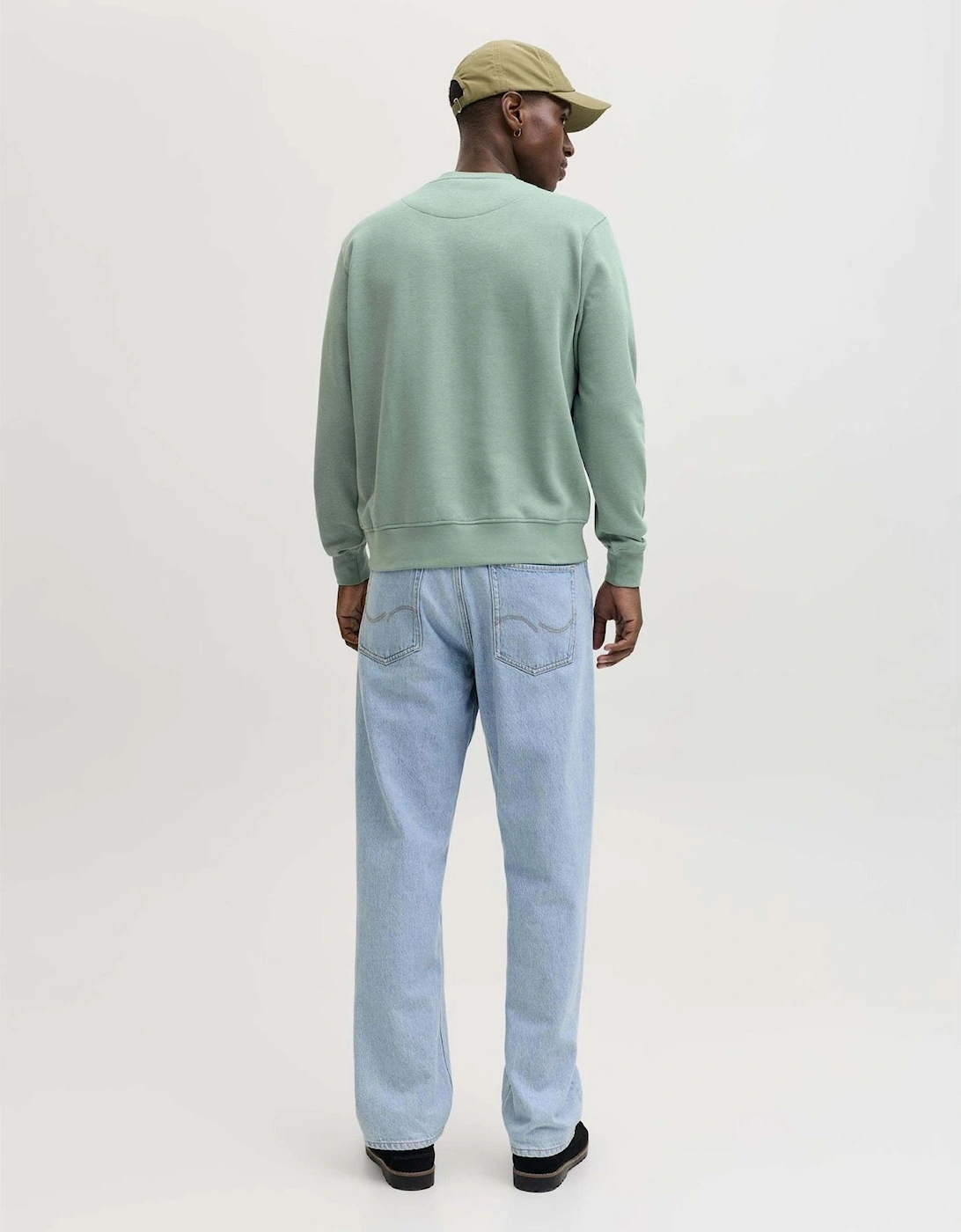 Jjesoho Sweat C
